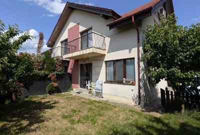 Duplex cu 5 camere cu Teren 250 Mp în Florești - 1