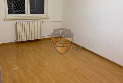 Apartament cu 3 camere semidecomandat, mobilat în Tomis Nord
