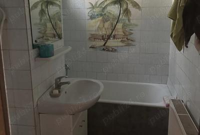 Apartament cu 3 camere decomandat în Central - 1