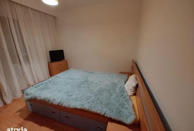 Apartament cu 3 camere decomandat în Central - 4