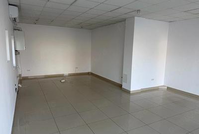 Spațiu comercial, de 54 mp, în Tineretului - 8