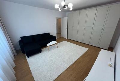 Apartament cu 3 camere decomandat în Timpuri Noi