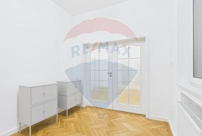 Apartament cu 3 camere de închiriat în zona Universitate - 10