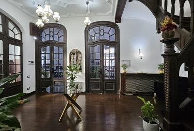 Casă cu 10 camere cu Teren 600 Mp în Cișmigiu - 3