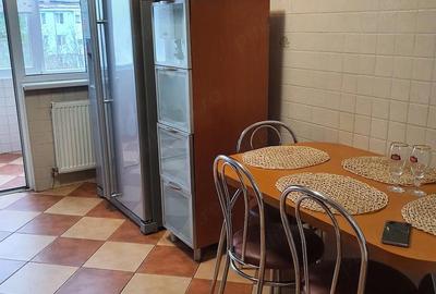 Apartament cu 3 camere decomandat în Central - 13