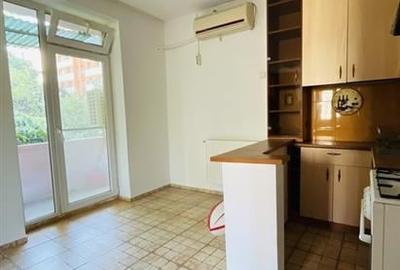 Vanzare apartament 2/3 camere Teiul Doamnei, cu centrala - 4