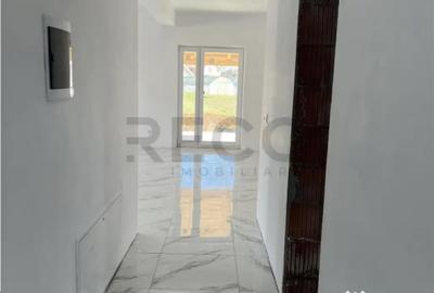 Casă cu 4 camere cu Teren 719 Mp în Livada de Bihor - 4