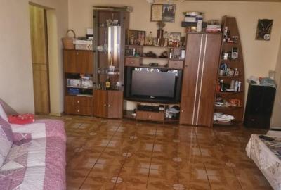 Apartament 3 camere Brosteni - Colegiu - 6