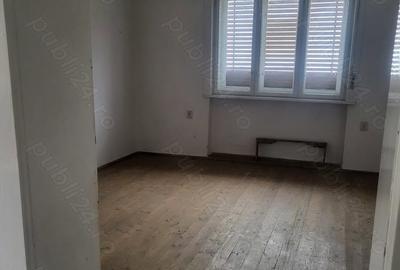 Casă cu 2 camere în Beiuș - 9