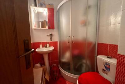 Apartament cu 4 camere decomandat, mobilat în Calea Moldovei - 4