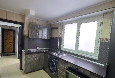 Apartament cu 2 camere decomandat, mobilat în Eroii Revoluției