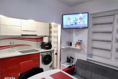 Apartament cu 3 camere semidecomandat în Nufărul - 6