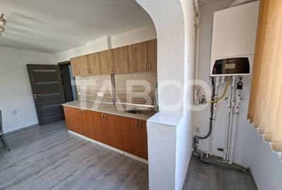 Casa cu 3 camere de inchiriat curte comuna in Selimbar - 8