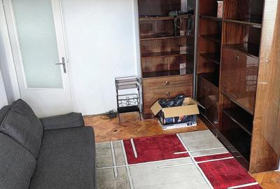 Apartament cu 2 camere semidecomandat în P-ța Doina - 2