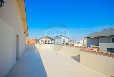 De vanzare Casa/Pensiune in zona Nufarul - Sanmartin - 23