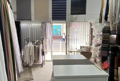 Spațiu comercial, de 28 mp, în Central - 5