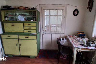 Casă cu 4 camere cu Teren 1600 Mp în Poiana - 12