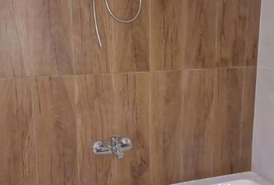 Apartament cu 2 camere decomandat în Vest - 1