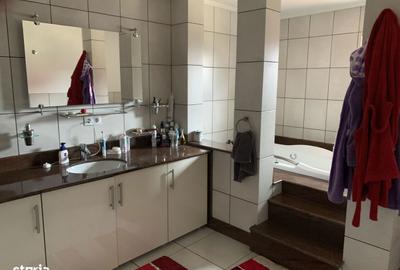 Casă cu 4 camere cu Teren 1000 Mp în Central - 8