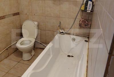Casă cu 4 camere cu Teren 992 Mp în Bonț - 9