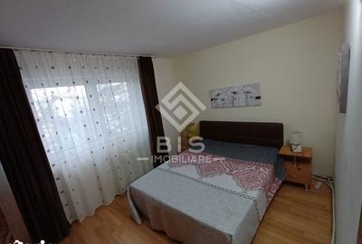 Apartament cu 4 camere decomandat în Central - 2