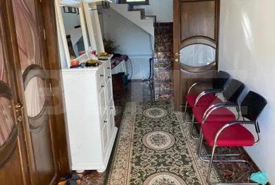 Casă cu 5 camere cu Teren 800 Mp în Central - 8