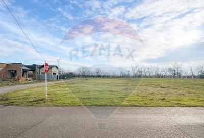 Teren de 1000 mp, în Central - 1