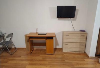 Garsonieră decomandată în Gorjului - 3