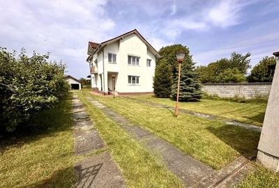 Casă cu 4 camere în Boroșteni - 1