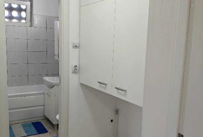 Apartament cu 2 camere decomandat în Tractorul - 4