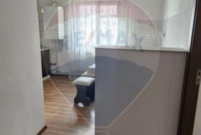 Apartament cu 3 camere în 1 Mai - 6