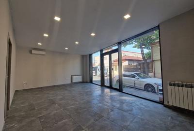 Spațiu comercial, de 44 mp, în Trocadero - 3