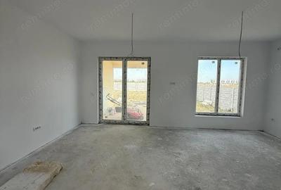 MT232 Duplex Giroc, zona linistita, P+1E, 4 camere - 1