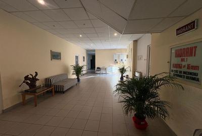 Spațiu comercial, de 18 mp, în Central - 6