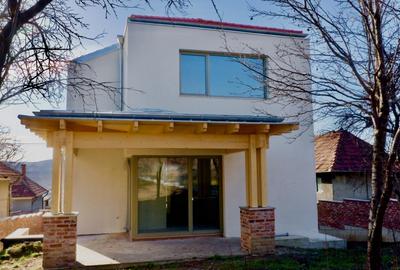 Casă individuală cu 4 camere cu Canalizare în Dâmbul Rotund - 5