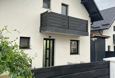 Casa individuala de vanzare IPOTESTI- la 2 km de centrul Sucevei