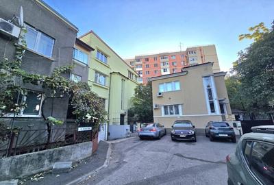 Vanzare duplex, Intrarea Episcopul Radu Nr 9 - 3