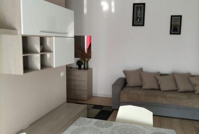 Apartament cu 2 camere decomandat în Central - 2