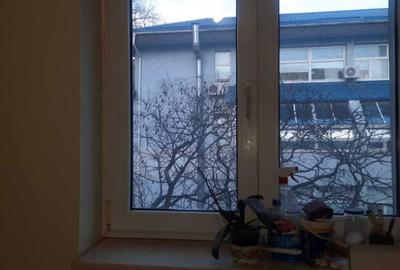 Apartament cu 3 camere semidecomandat în Pajura - 4