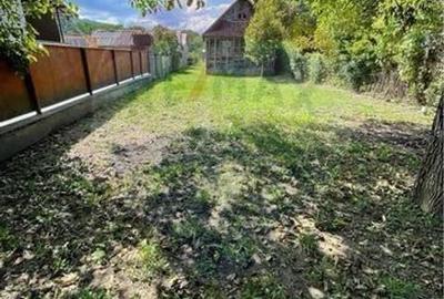 Casă cu 3 camere cu Teren 1798 Mp în Central - 6