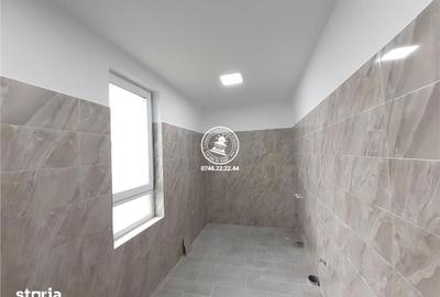 Casă cu 7 camere cu Teren 450 Mp în Valea Lupului - 2