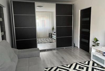 Garsonieră decomandată în Berceni - 2