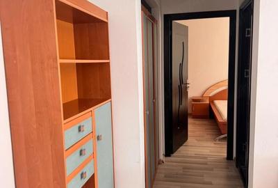 Apartament cu 2 camere semidecomandat în Gorjului - 1