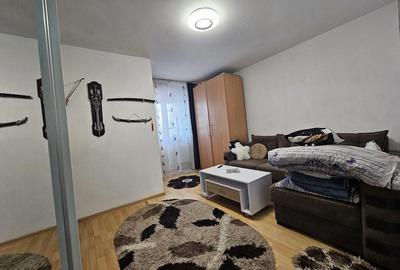 Garsonieră decomandată în Mihai Eminescu - 2