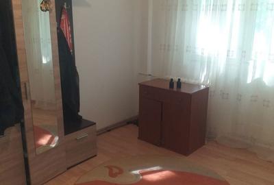 Apartament cu 2 camere semidecomandat în Central - 1