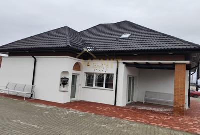 Spațiu comercial, de 210 mp, în Băicoi - 2