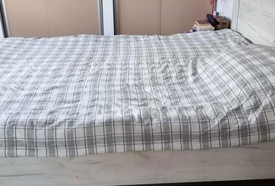 Casă cu 3 camere în Central