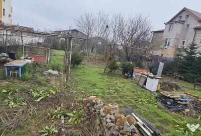 Teren de 653 mp, în Topraisar - 2