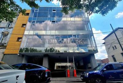 Spațiu comercial, de 287 mp, în Nord - 18