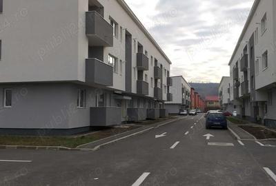 Apartament cu 2 camere decomandat în Florești